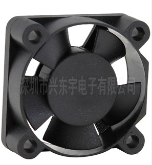 【電飯煲散熱風扇】轉(zhuǎn)子平衡軸心在哪里？