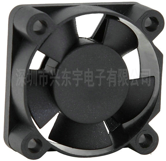 散熱風(fēng)扇使用應(yīng)當(dāng)注意什么？